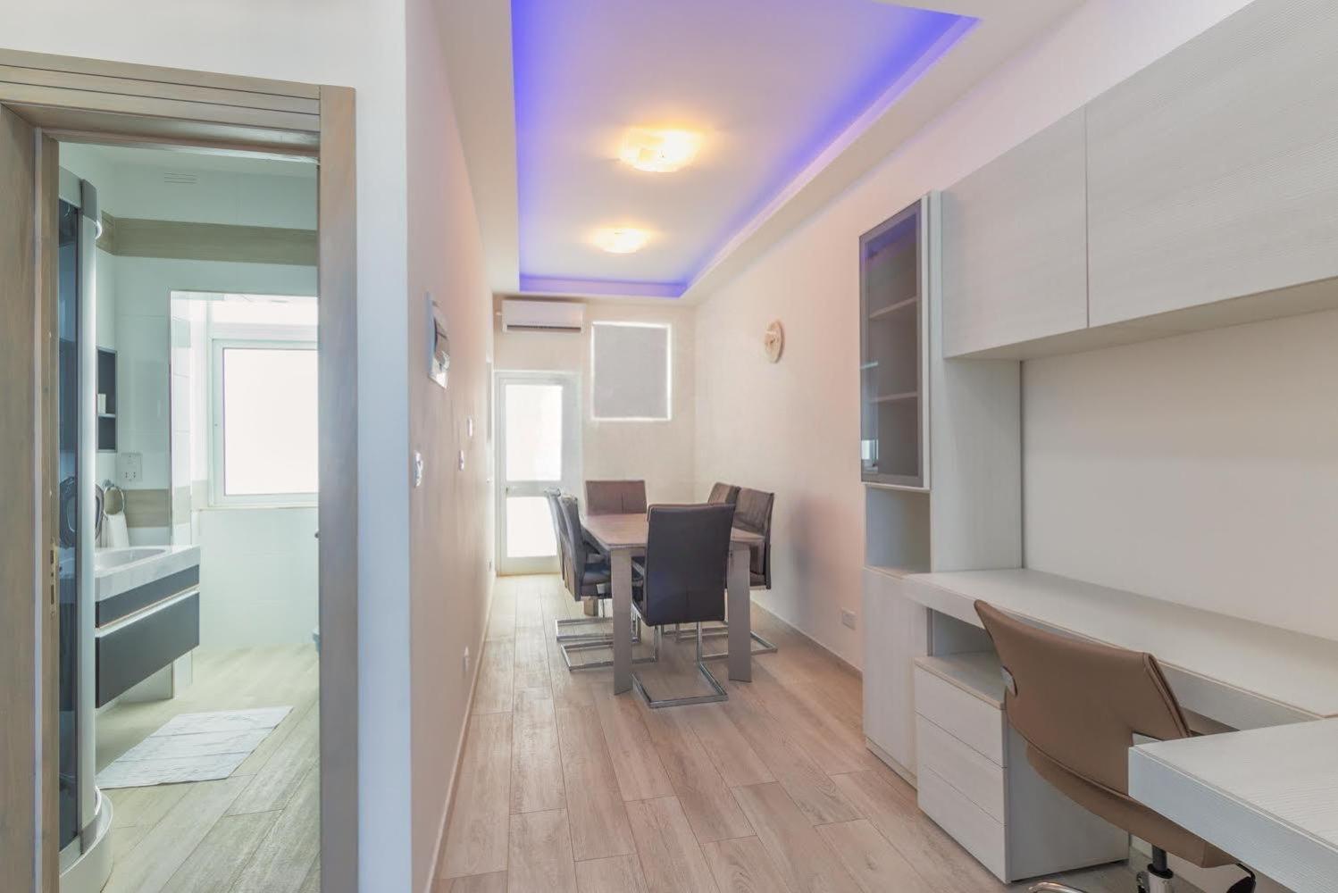 Ferienwohnung The Penthouse San Ġiljan Exterior foto
